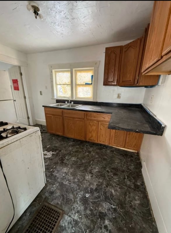 Building Photo - 928 W Waggoner St