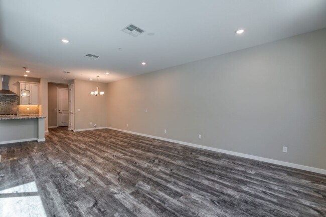 Building Photo - 3855 S McQueen Rd #104, Chandler, AZ 85286