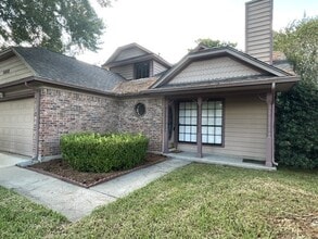 Building Photo - 16427 Dunmoor Dr