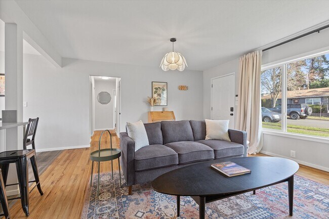 Foto del edificio - 4775 SW Beech Dr