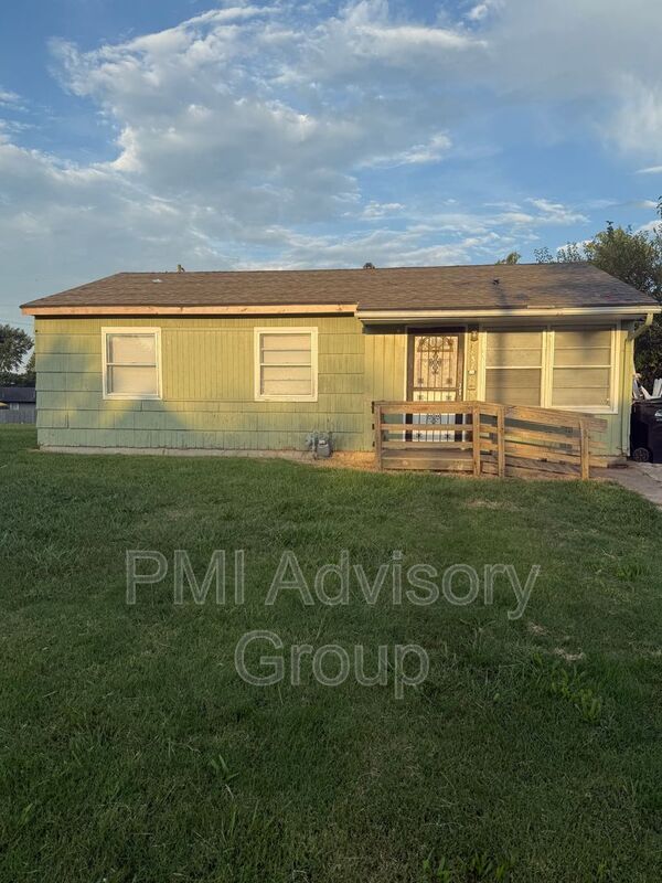 Building Photo - 1837 SE Pennsylvania Ave