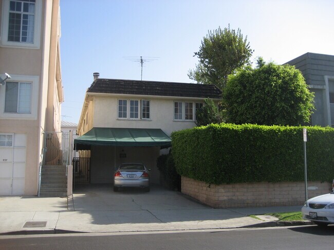 Building Photo - 1408 Wellesley Ave