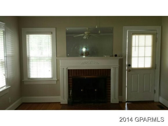 Building Photo - 2531 S Memorial Dr