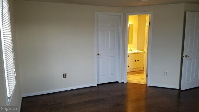 Foto del edificio - 819 Stratford Way