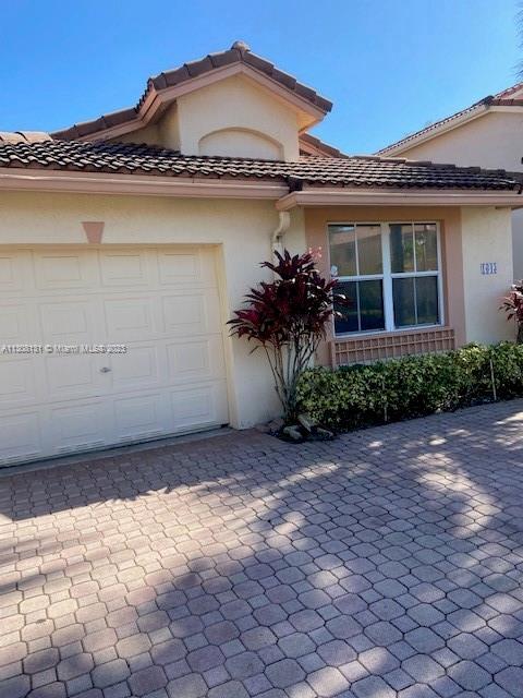 Foto del edificio - 1643 SW 158th Terrace