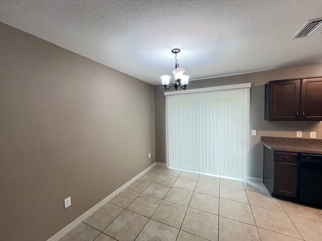 Foto del edificio - 3 BD/2BA Home in Beautiful Summerfield!!!