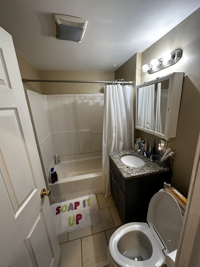 Foto del edificio - 328 St Paul St