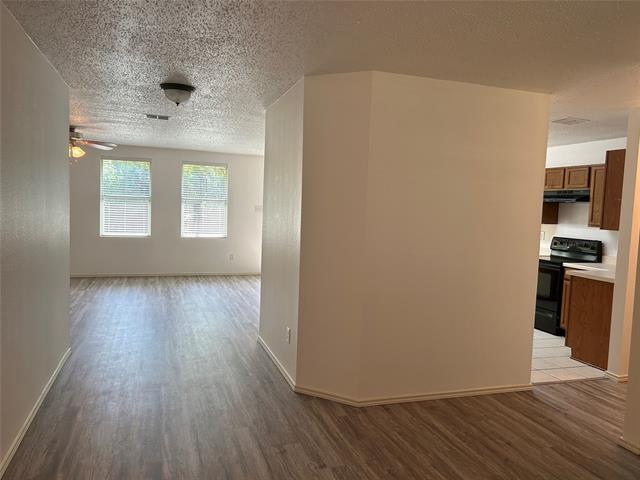 Foto del edificio - 3801 McClintick Rd