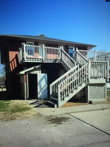 Exterior trasero - 1111 Logan St