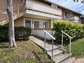 Building Photo - 263 Mananai Pl