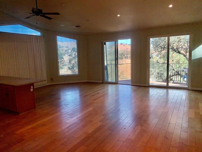 Building Photo - 3 br, 2 bath House - 28627 Sky Harbour Rd