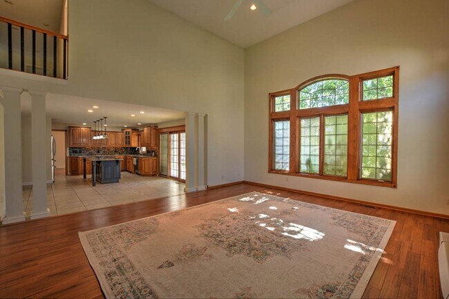 Foto del edificio - Forsyth Home!  4 Beds 3.5 Baths with Finis...