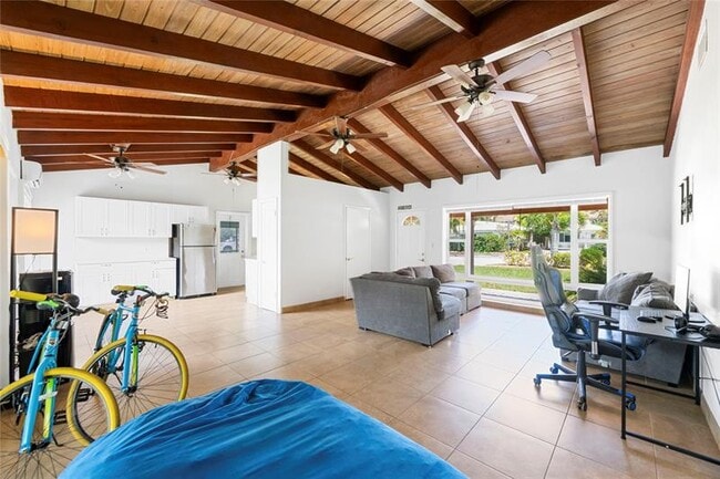 Building Photo - 4511 Sea Grape Dr
