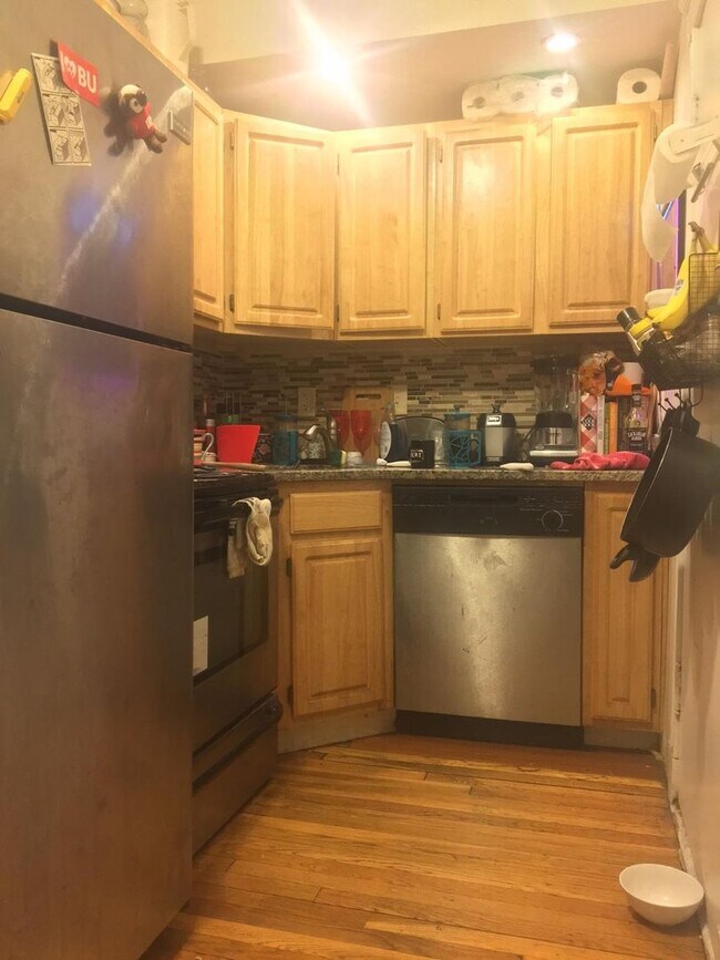 Foto del edificio - Affordable 2BR in Allston | Heat & Hot Water Included | Laundry in Building | 9/1