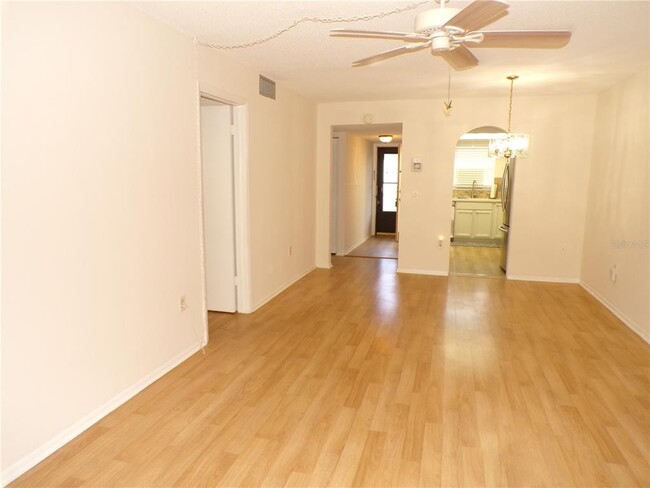 Foto del edificio - 102 Capri Isles Blvd