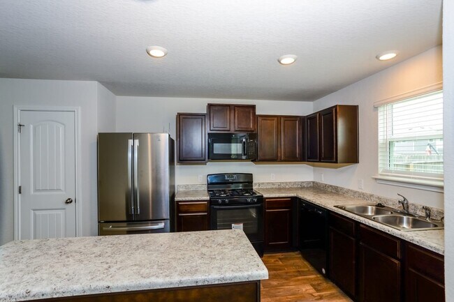 Foto del edificio - 9807 Spotted Rose