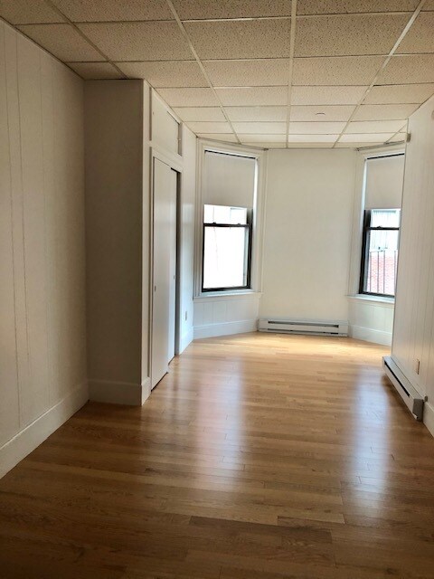 Building Photo - 276 Newbury St
