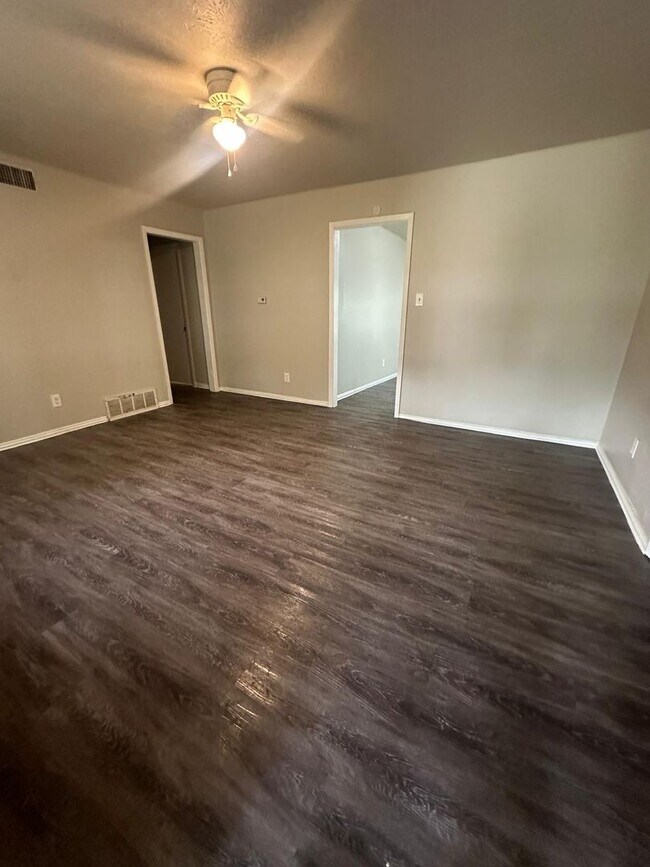 Foto del edificio - 4700 Norris St