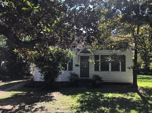 Building Photo - 2046 Cloverdale Ave