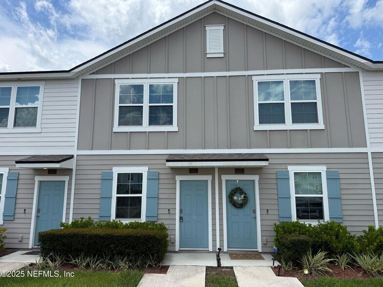 Foto principal - 523 Spanish Oaks Way