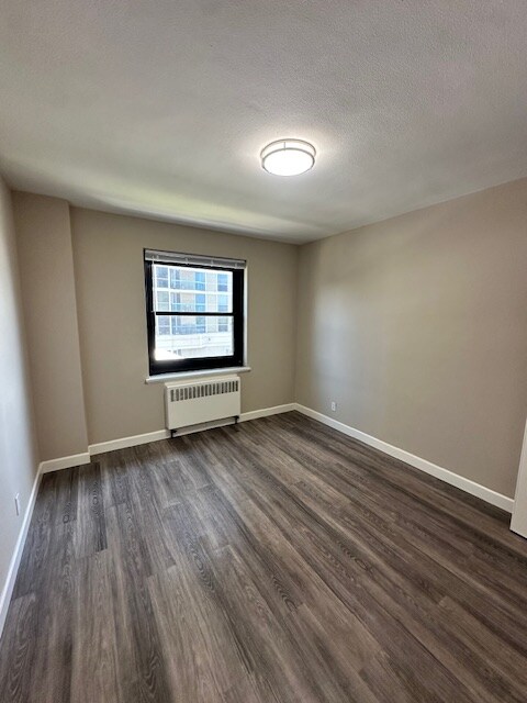 Foto del edificio - 1646 N Prospect Ave