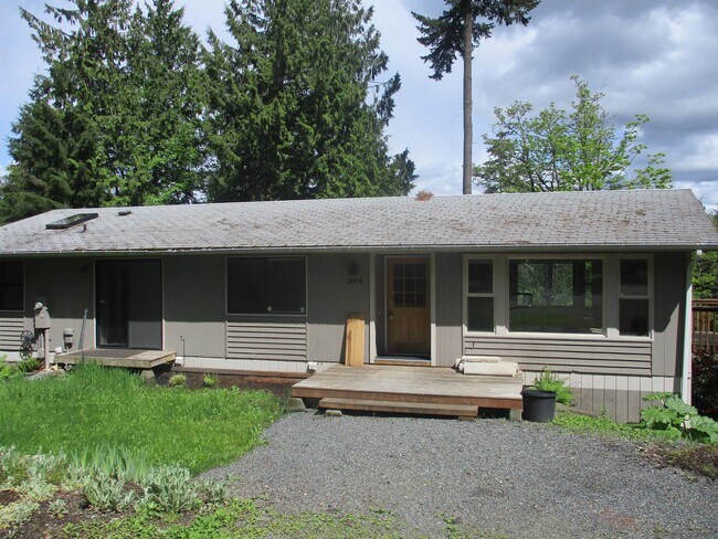 Building Photo - 2414 Newberg Rd