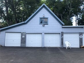 Building Photo - 510 St Anthony St