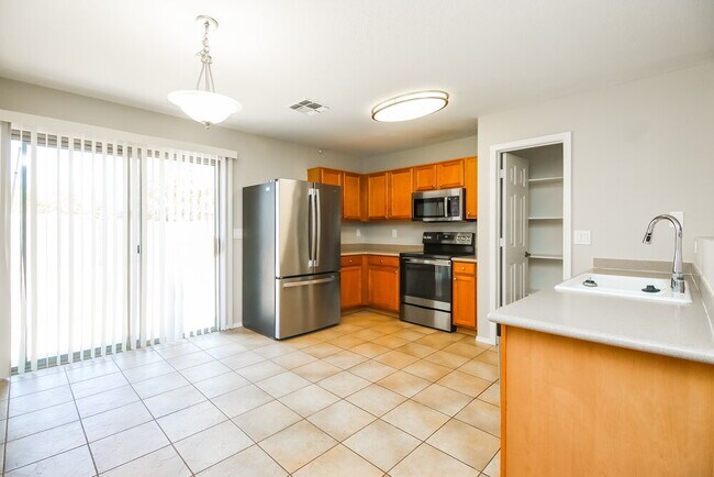 Foto del edificio - 27834 N 30th Ln