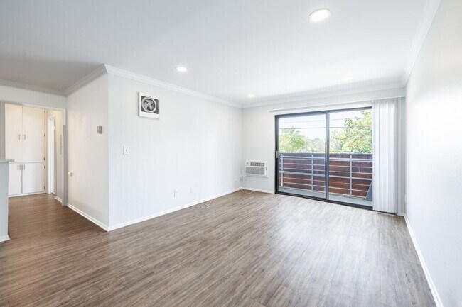 Foto del interior - 4444 Ensign Avenue