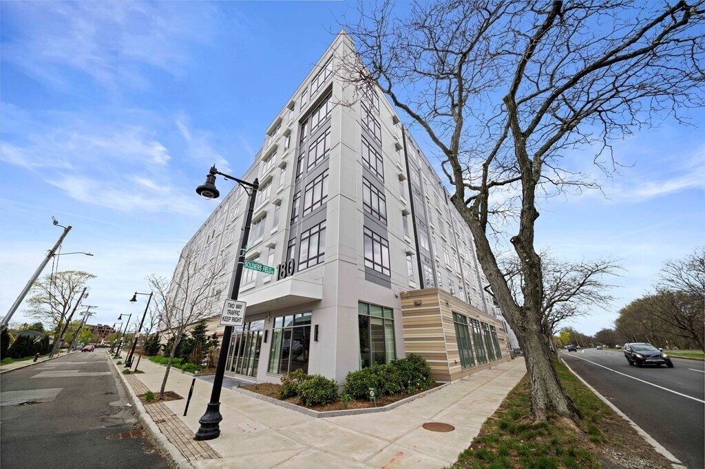 Foto principal - 180 Telford St