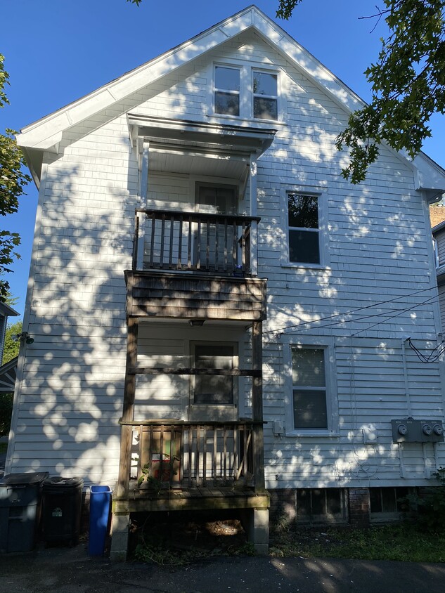Primary Photo - 2185 Edgewood Rd