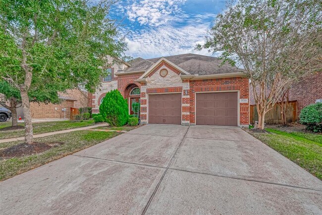 Foto del edificio - 25719 Oakwood Knoll Dr
