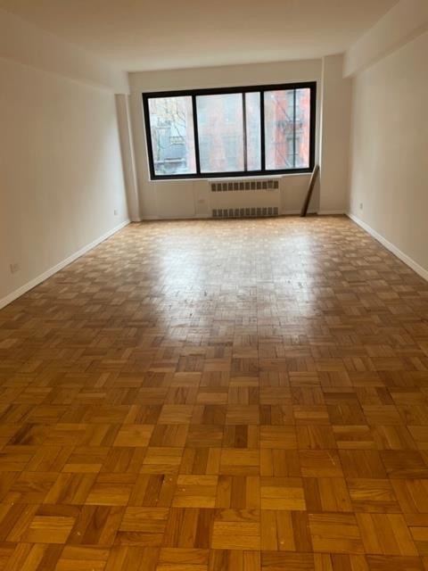 Primary Photo - 200 East 36th Street
