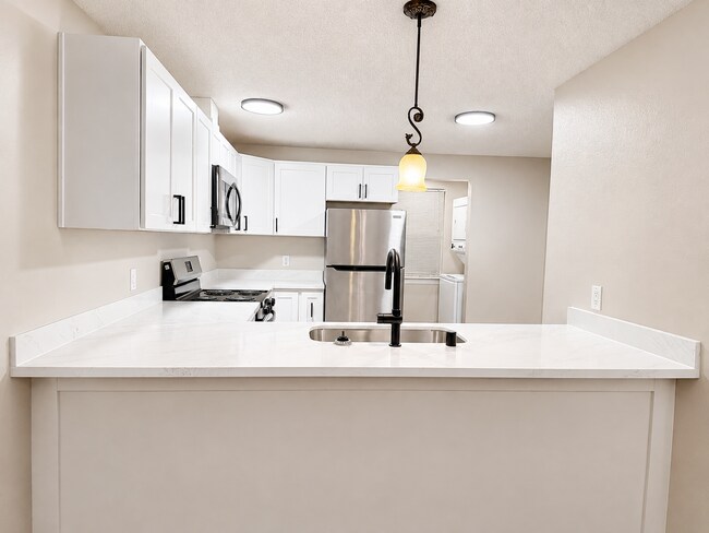 Building Photo - 6222 Reid Dr NW