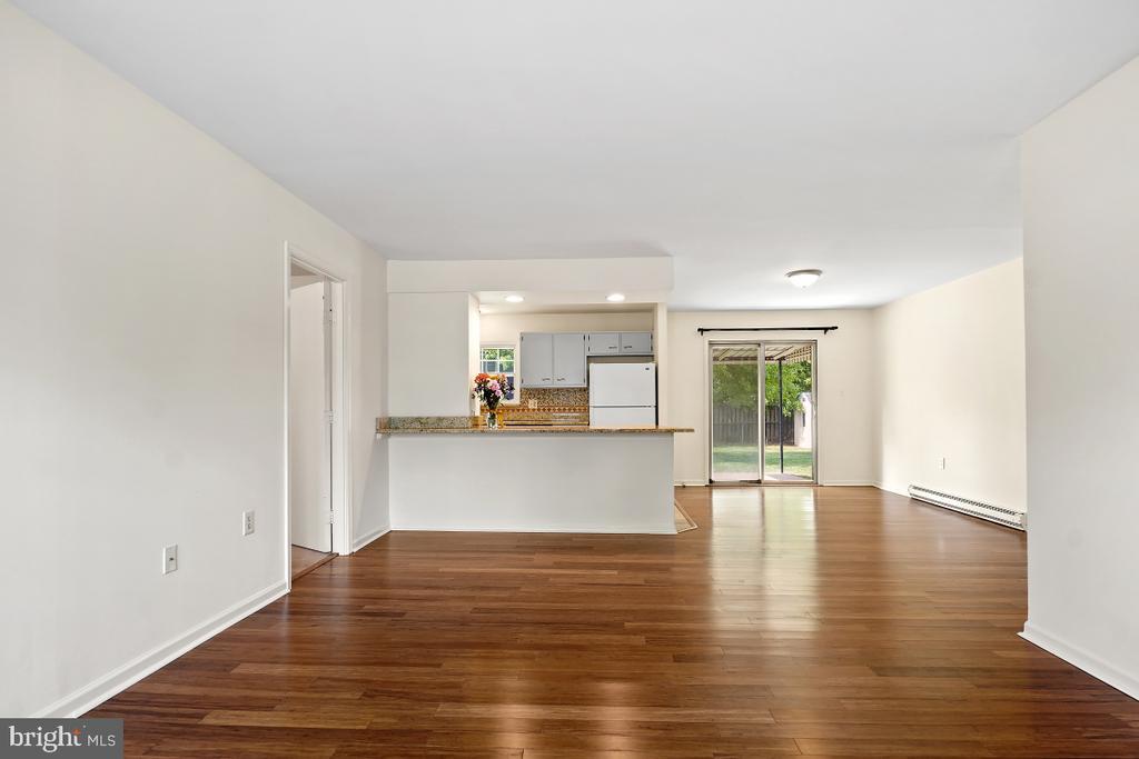 1100 E Maple Ave, Sterling, VA 20164 House Rental in Sterling, VA