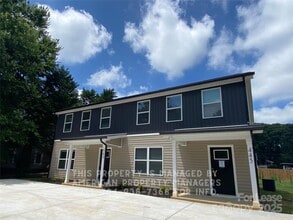 Building Photo - 445 Faith Dr SW