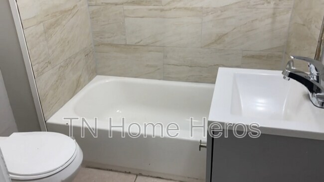 Foto del edificio - 5120 McIntyre Rd