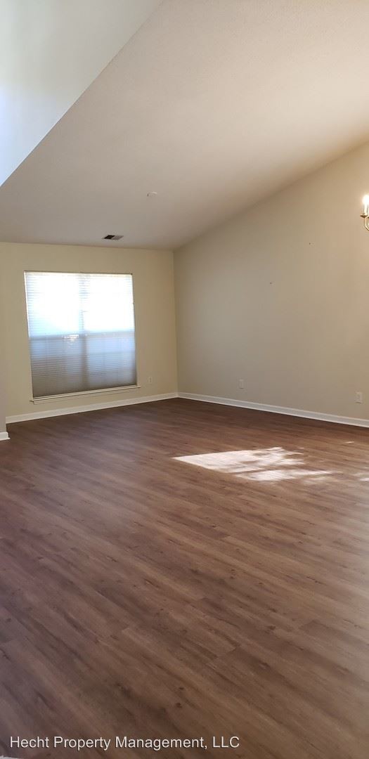 Building Photo - 8710 Highland Ridge Ln