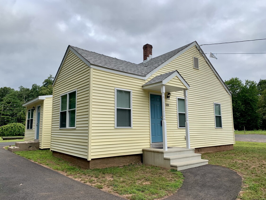 Foto principal - 533 Salmon Brook St