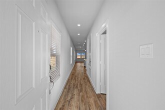 Building Photo - 17022 Pandora Wy