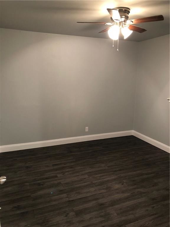 Foto del edificio - 1240 W Avenue D