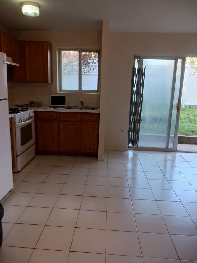 963 E 212th St, The Bronx, NY 10469 House Rental in The Bronx, NY