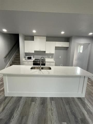 Building Photo - 403 W Elm St