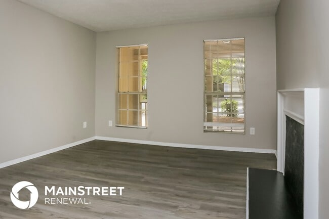 Building Photo - 1260 Old Countryside Cir