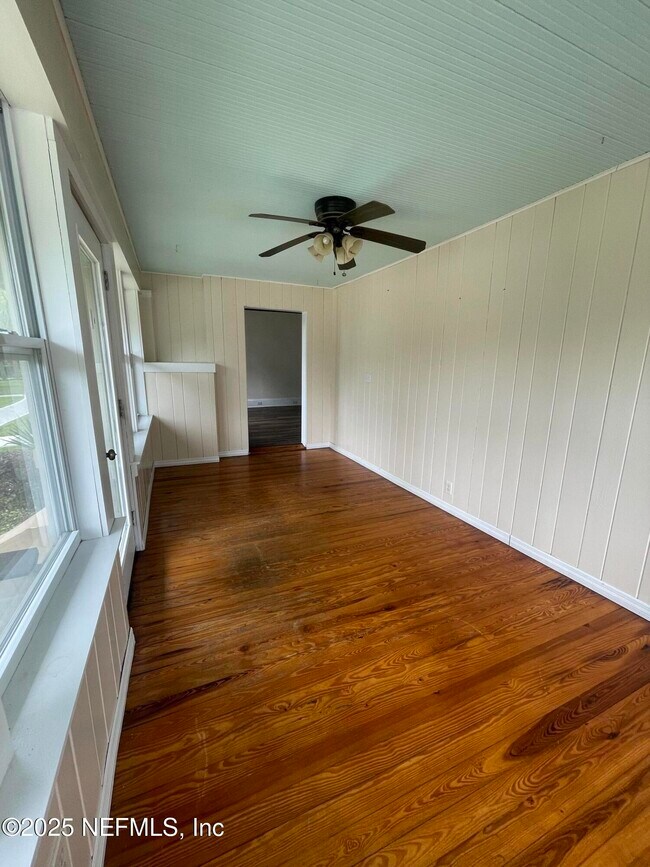 Foto del edificio - 2741 Oak St