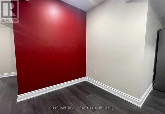 Building Photo - 94 Beachville Cir