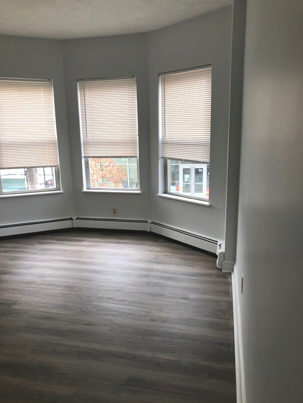 Foto del edificio - 120 Berkshire St