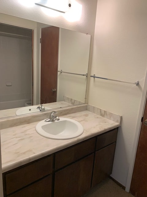 Building Photo - 2750 Park Ave