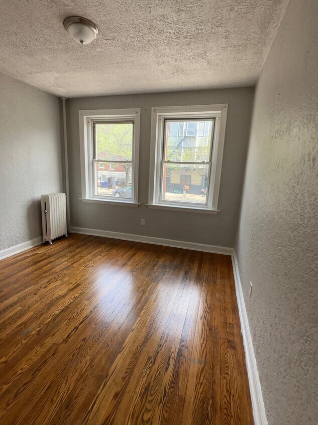 Foto del edificio - 684 Summer Ave