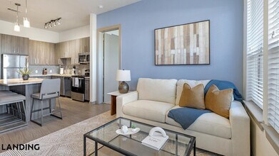 Building Photo - 101 S Center St